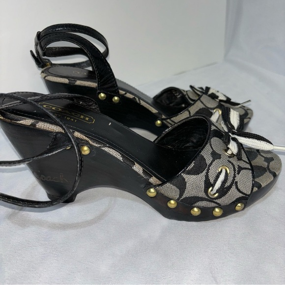 COACH Signature Open Toe Wedge Heel Ankle Strap Sandal “ Betsey” Size 8 - Picture 4 of 13